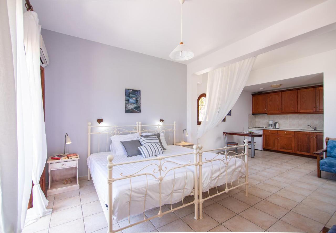 Giorgos Apartments Dassia  Dış mekan fotoğraf